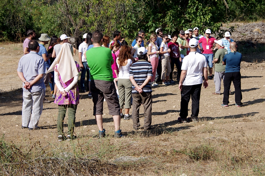 MRBG0101.jpg - 2. G�n | "Kamp�m�z� Kuruyoruz- Kamp Tekniklerini ��reniyoruz" | Derey�r�k K�y�, Osmaneli