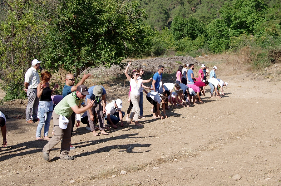 MRBG0135.jpg - 2. G�n | "Kamp�m�z� Kuruyoruz- Kamp Tekniklerini ��reniyoruz" | Derey�r�k K�y�, Osmaneli