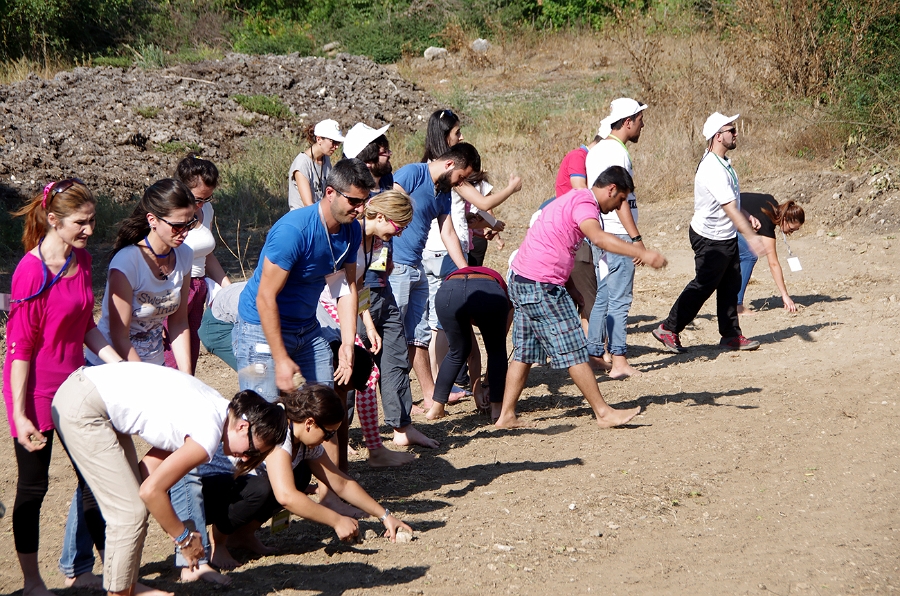 MRBG0157.jpg - 2. G�n | "Kamp�m�z� Kuruyoruz- Kamp Tekniklerini ��reniyoruz" | Derey�r�k K�y�, Osmaneli