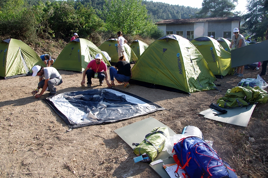MRBG0228.jpg - 2. G�n | "Kamp�m�z� Kuruyoruz- Kamp Tekniklerini ��reniyoruz" | Derey�r�k K�y�, Osmaneli