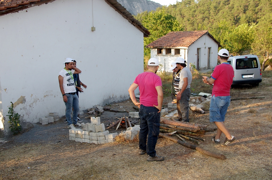 MRBG0252.jpg - 2. G�n | Ak�am yeme�i | Derey�r�k K�y�, Osmaneli