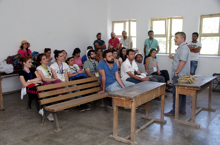 MRBG0740.jpg - 3. G�n | "Suda Hayat Var: Sulardaki hayat� g�zleyelim" | Derey�r�k K�y�, Osmaneli