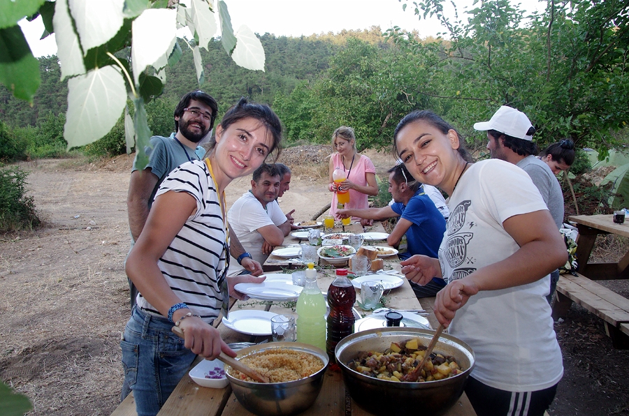 MRBG0990.jpg - 3. G�n | "Do�ada yemek yar��mas�" | Derey�r�k K�y�, Osmaneli