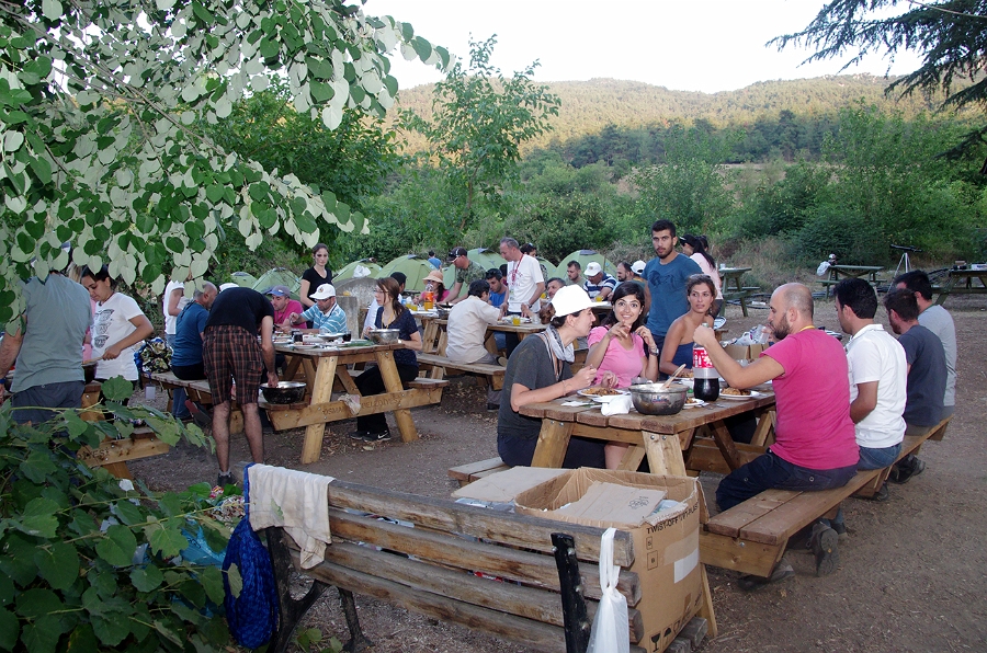 MRBG0995.jpg - 3. G�n | "Do�ada yemek yar��mas�" | Derey�r�k K�y�, Osmaneli