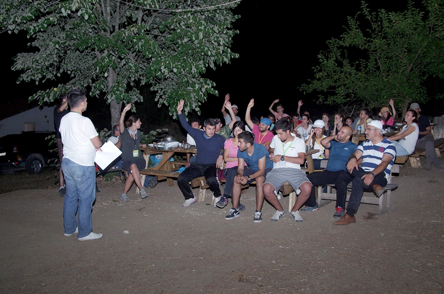 MRBG1066.jpg - 3. G�n | Drama | Derey�r�k K�y�, Osmaneli3. G�n | Drama: "Do�ada E�lenceli Bilgi Yar��mas� Etkinli�i" | Derey�r�k K�y�, Osmaneli