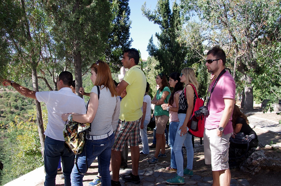 MRBG2148.jpg - 6. g�n  | Orhangazi Camii, �eyhedebali T�rbesi | Bilecik