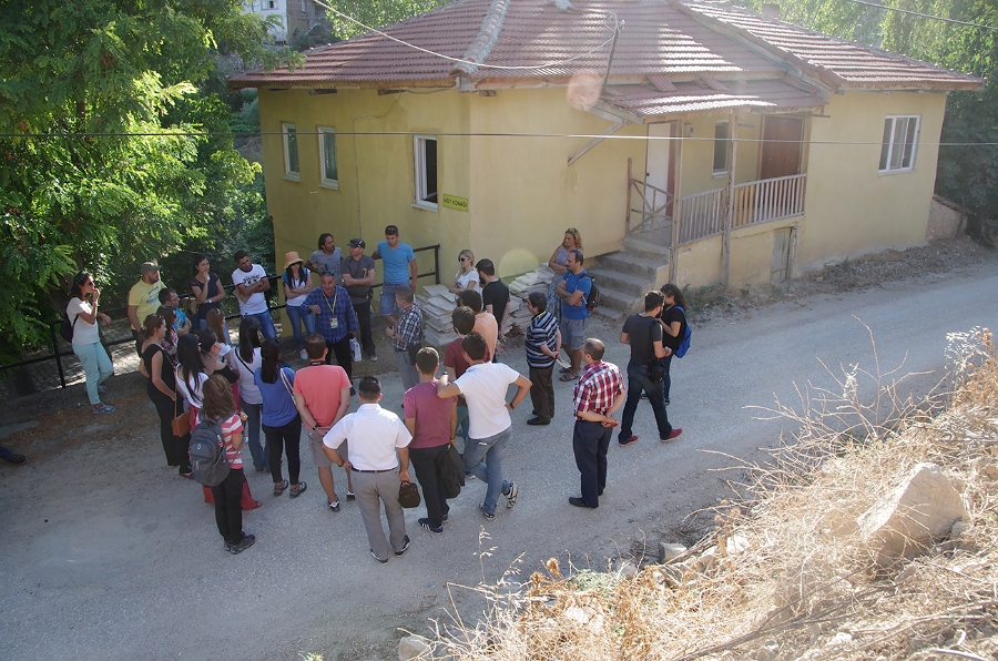 MRBG9691.jpg - 1. G�n | "�pe�e dokunmak" | G�n��ren K�y�, Osmaneli