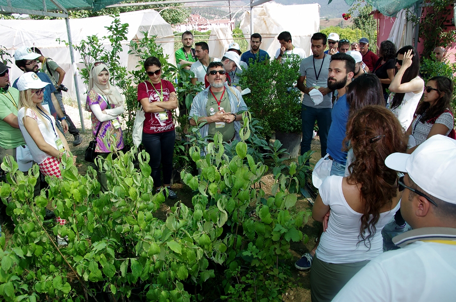 MRBG9918.jpg - 2. G�n | "Tohumdan fidana, fidandan a�aca" | Fidanl�k, Osmaneli